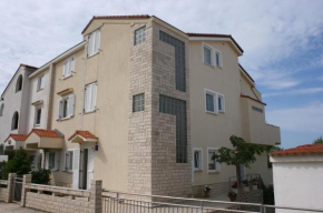Apartments by the sea Mandre, Pag - 6537